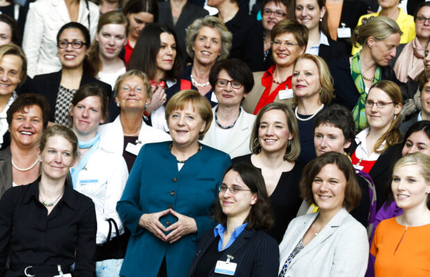 The Important Role Origination Plays in Developing Leadership Skills in Young Women The Important Role Origination Plays in Developing Leadership Skills in Young Women