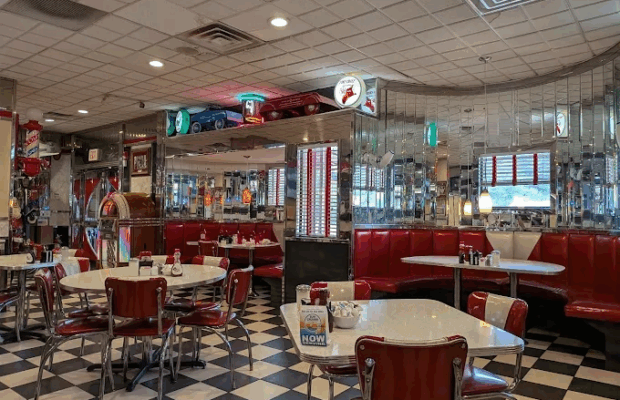 Jeff Chidester: Great Breafast and Staff at Mary Ann’s Diner Jeff Chidester: Great Breafast and Staff at Mary Ann’s Diner