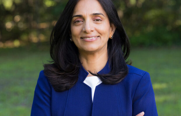 Manzur on how she standouts among New Hampshire Democratics Manzur on how she standouts among New Hampshire Democratics