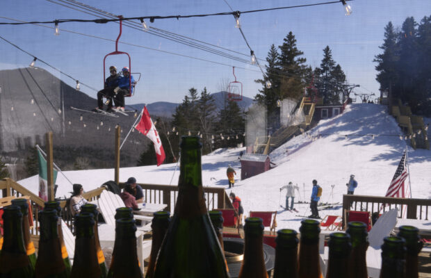 visitNH.gov: Holiday Hoopla!